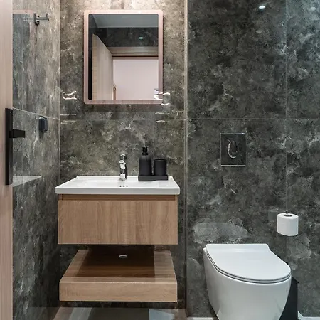 Belvedere Luxury 2br Near The Old Town העיירה רתימנו